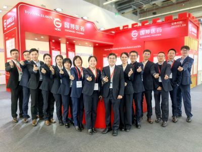 这抹“红色”，闪耀法兰克福!